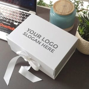 Customize Wholesale Gift Packaging Box Clothing Gift Box